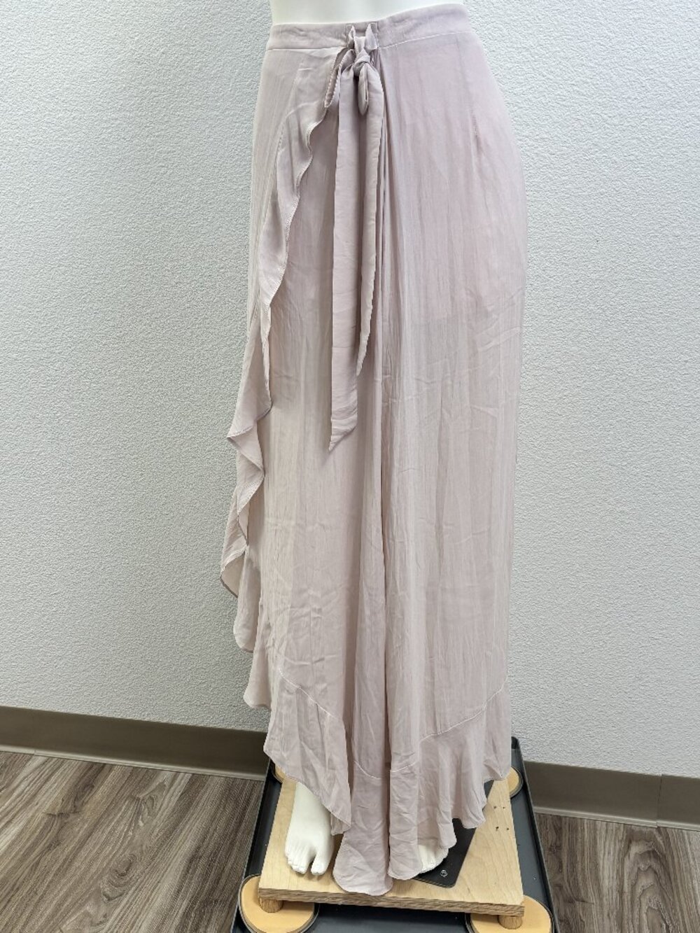 Sadie & Sage Blush Pink Wrap Maxi Skirt | L | Ruffle | Boho